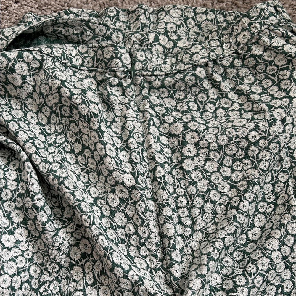 A&F 2 piece Set - Picture 5 of 8
